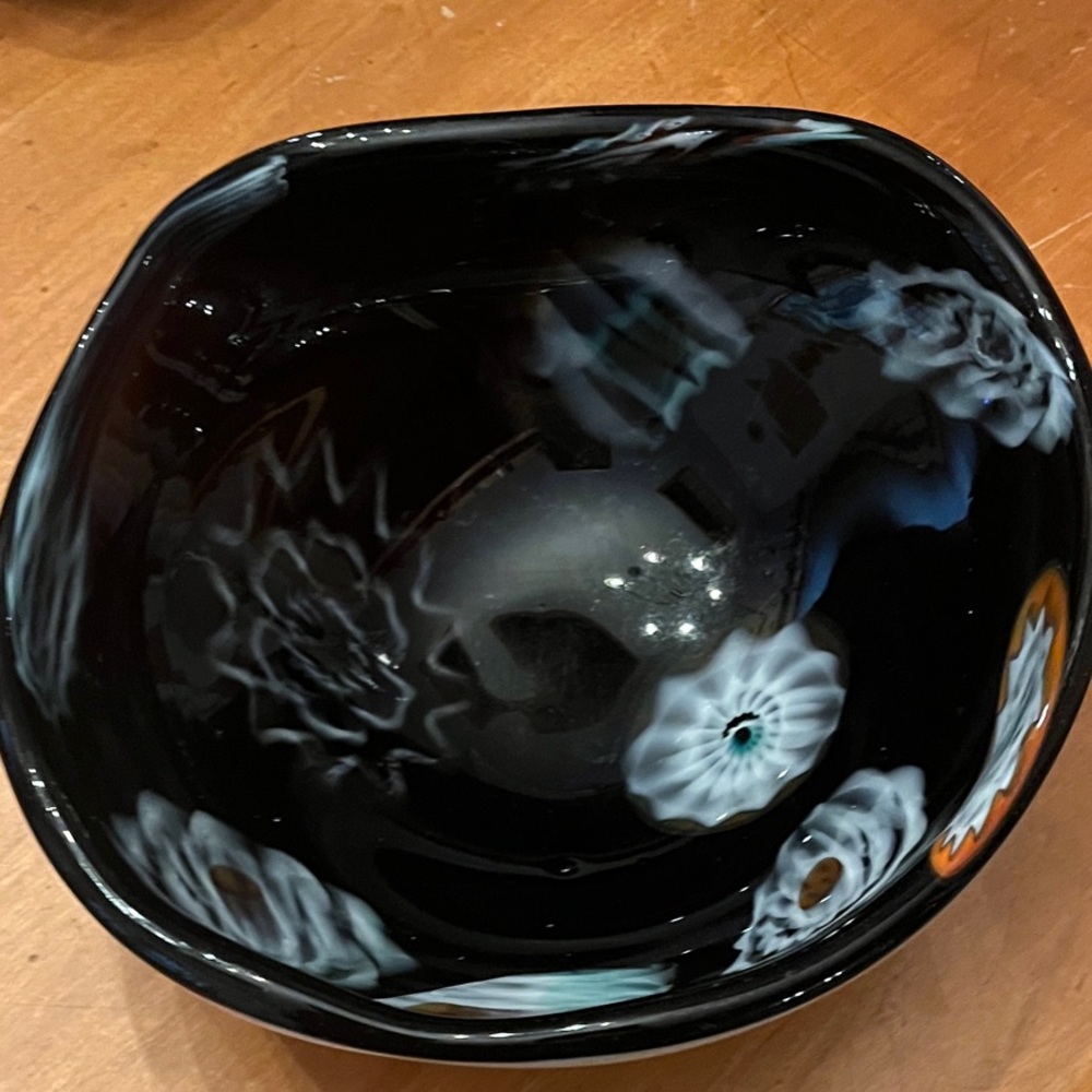 ✨ Vintage Murano-Style Hand Blown Art Glass Bowl with Encased Floral Motif